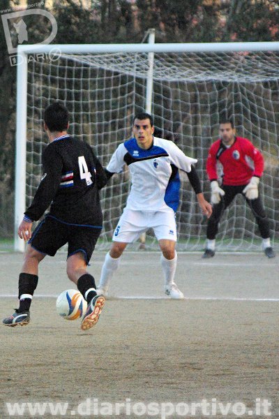 Ancora un brivido con Rais che cerca lo spazio per calciare